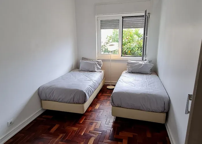 Ac In The Bedrooms, Near The River, Spacious