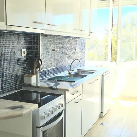 Ac In The Bedrooms, Near The River, Spacious Lisboa